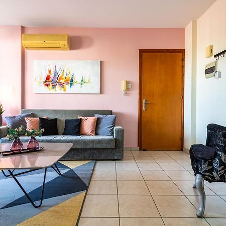 Freya 1-Bedroom Apartment In Larnaca Bagian luar foto