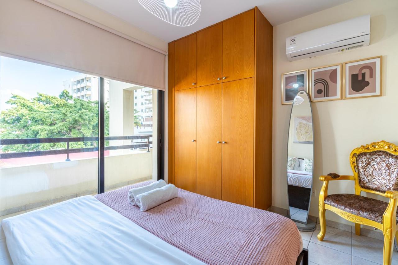 Freya 1-Bedroom Apartment In Larnaca Bagian luar foto